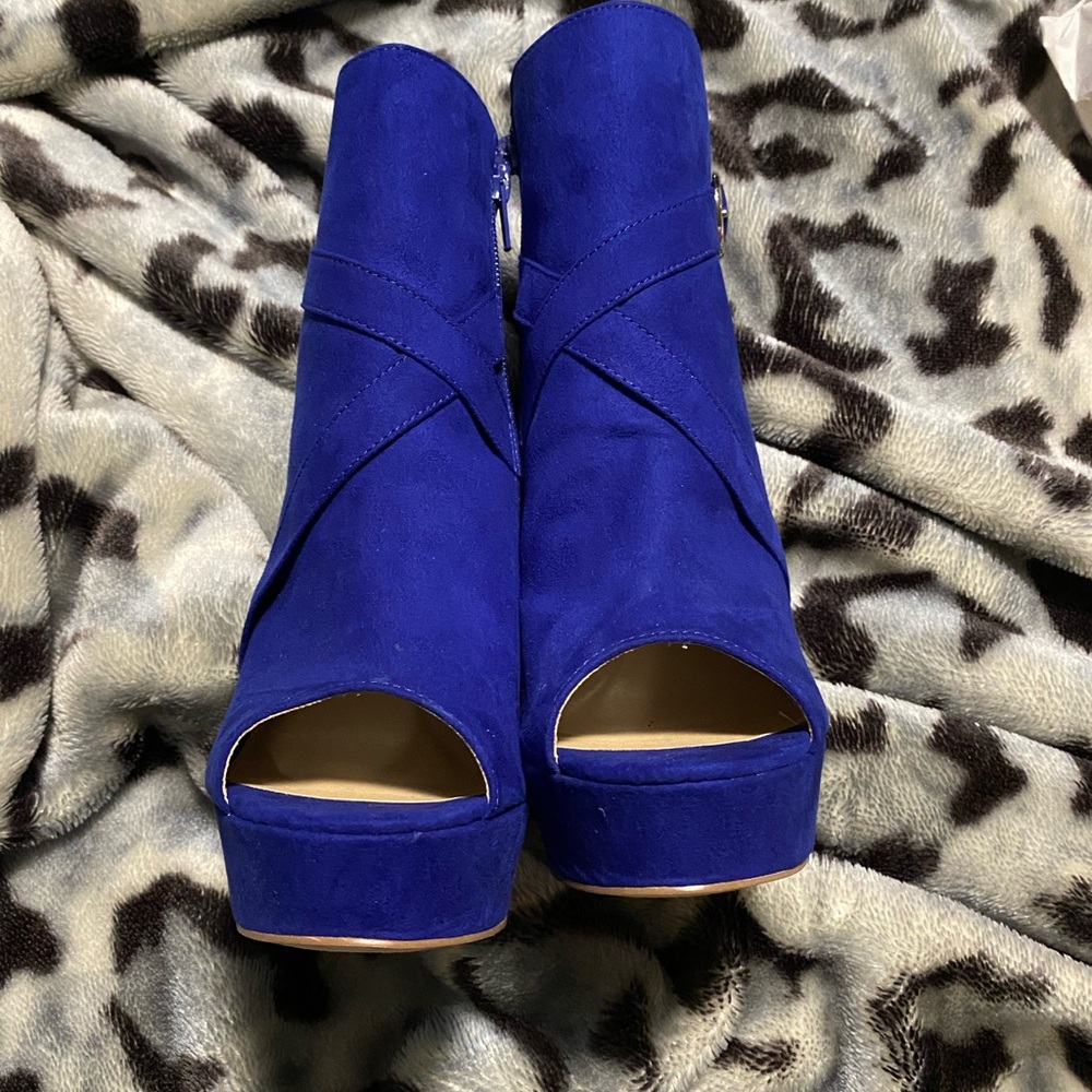 Stiletto booties - Picture 3 of 5